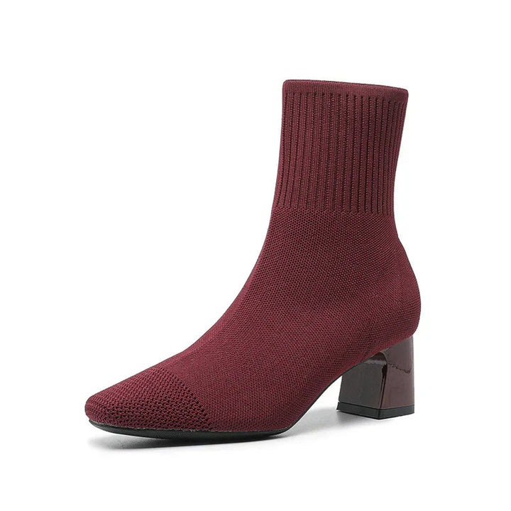https://cdn.shopify.com/s/files/1/0872/5669/5117/files/Talon_mi-haut_des_bottes_NEOUS_en_gros_plan..webp?v=1756365012